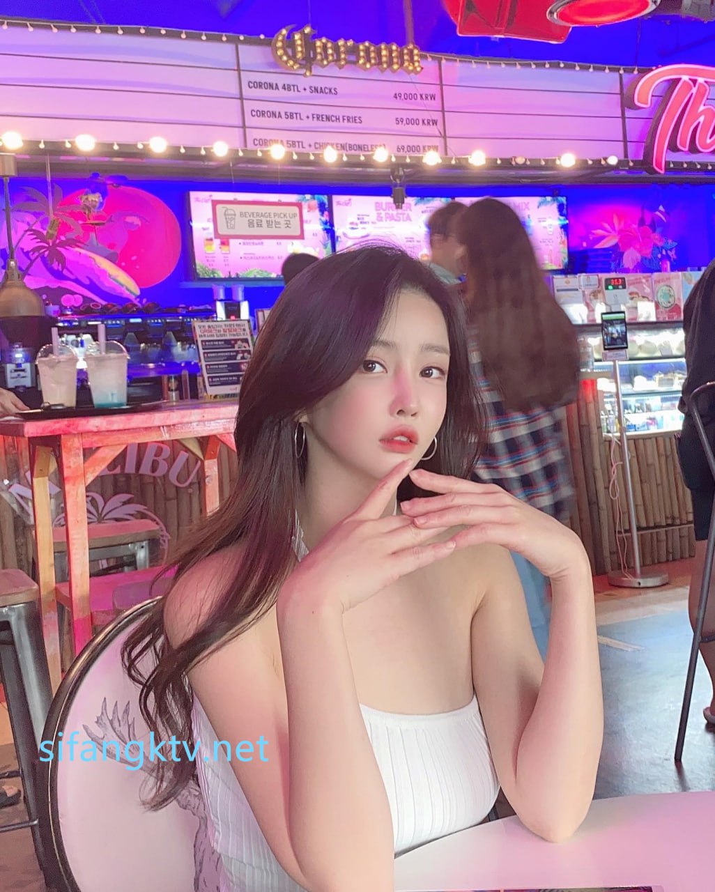 【2023-06-11】Touch my boobs baby..💓.m4v